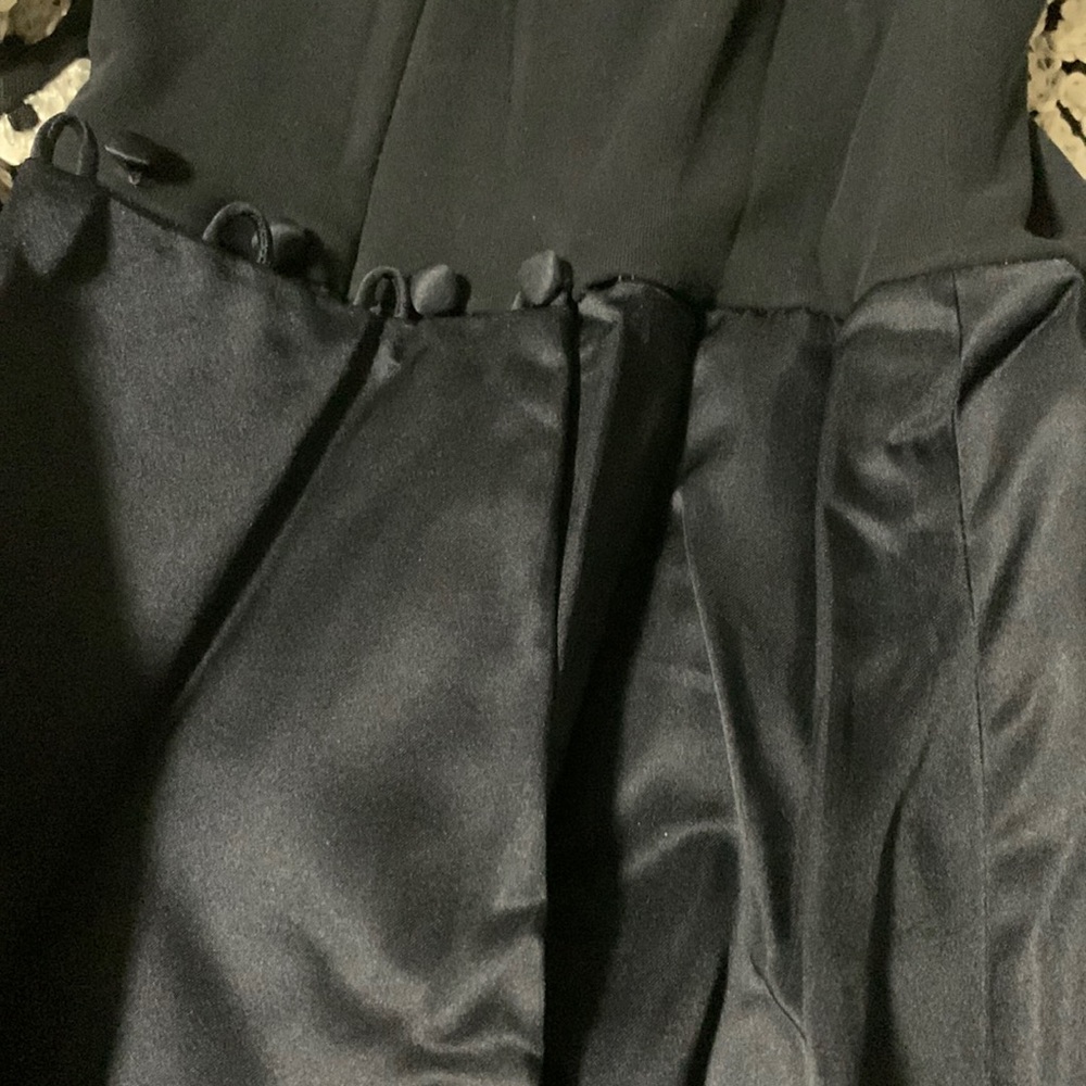 Beautiful navy gown vintage size 6
